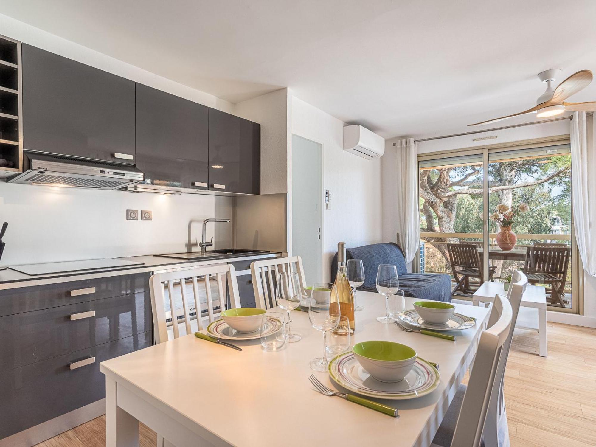 Appartamento Les Regates-8 By Interhome